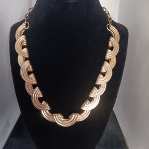 Elegant Gold NecklaceVintage Gold-Tone Statement Necklace | Art Deco Style | Chu